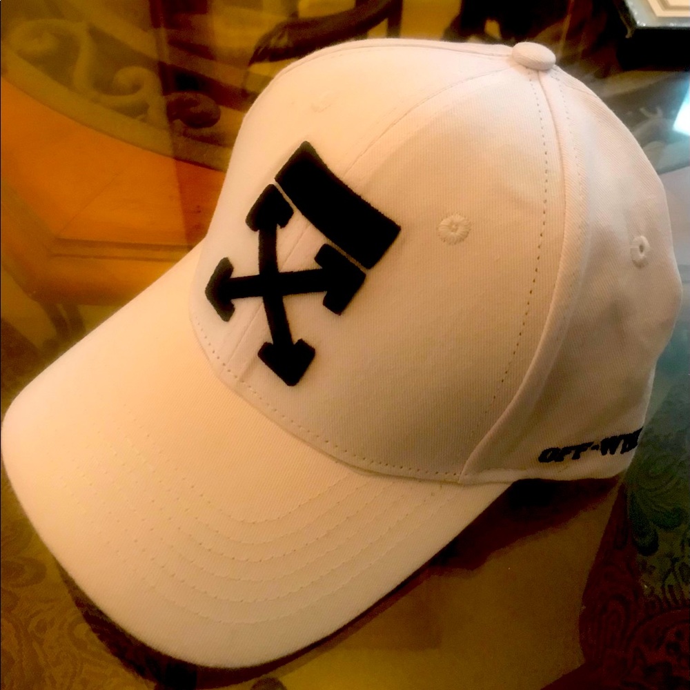 Off- White cap